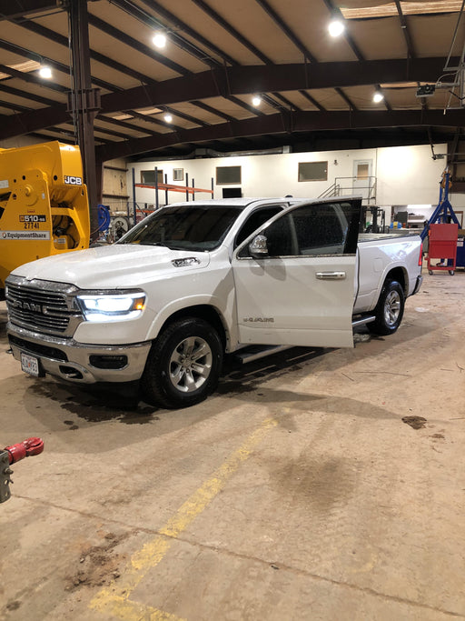 2019 RAM 1500 Premium 5.7L V8 Hemi Laramie 1500 Crew Cab 4WD