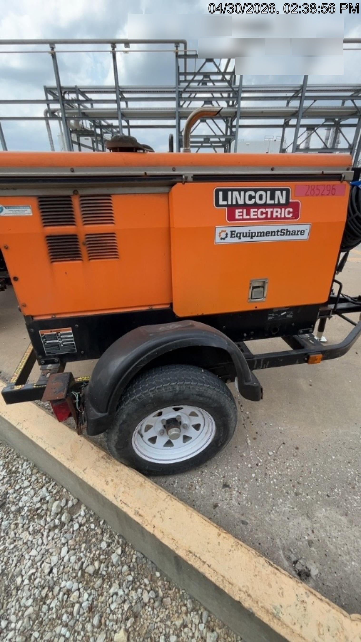 2022 Lincoln Electric LE400 Kubota V1505, Trlr, Cable Rack, Light Kit, ES Decals, T3
