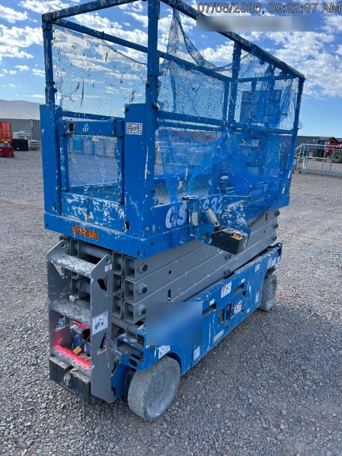 2023 GENIE GS-2632