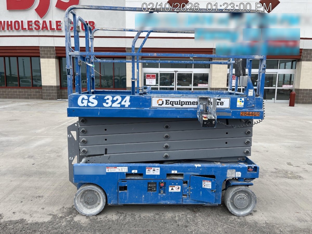 2022 GENIE GS-3246