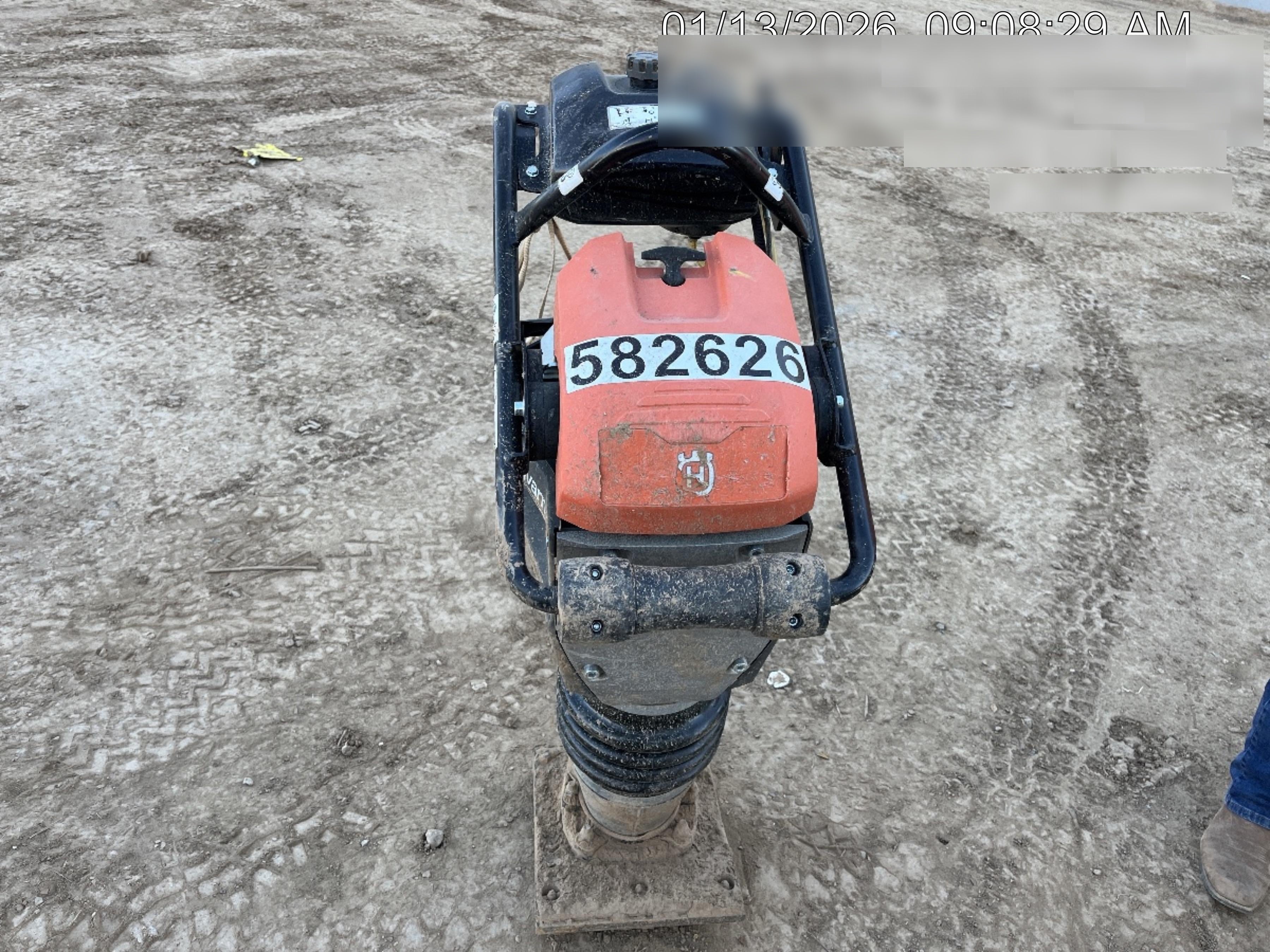 2025 HUSQVARNA LT6005