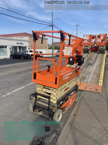2025 JLG ES1932