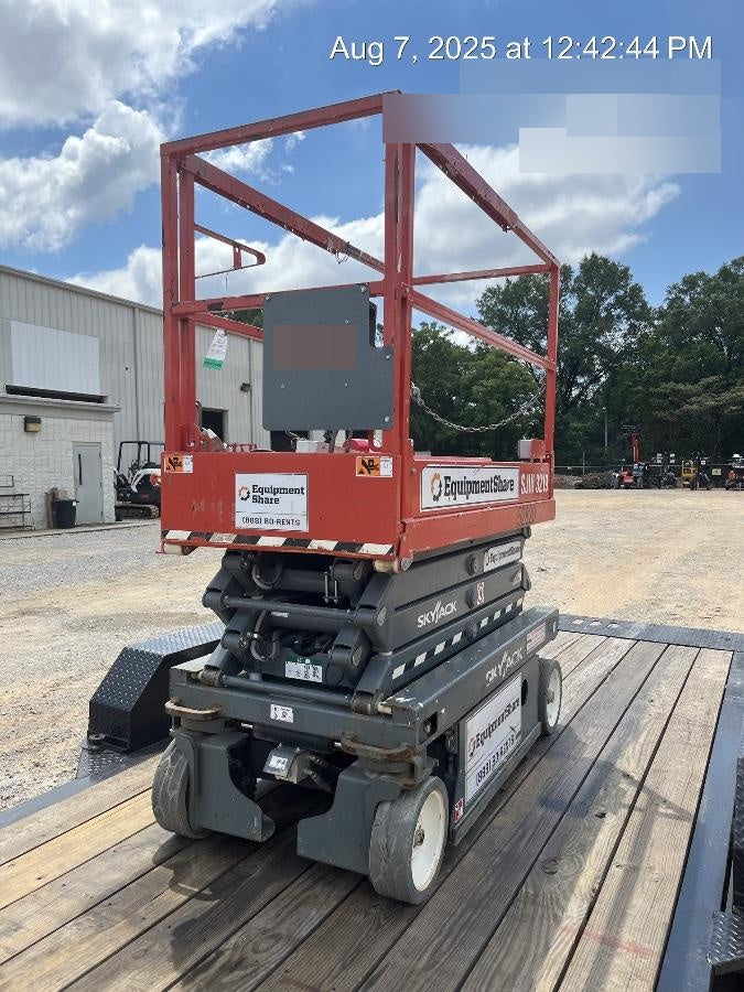 2019 Skyjack SJIII-3219 Standard Options, Trojan Batteries