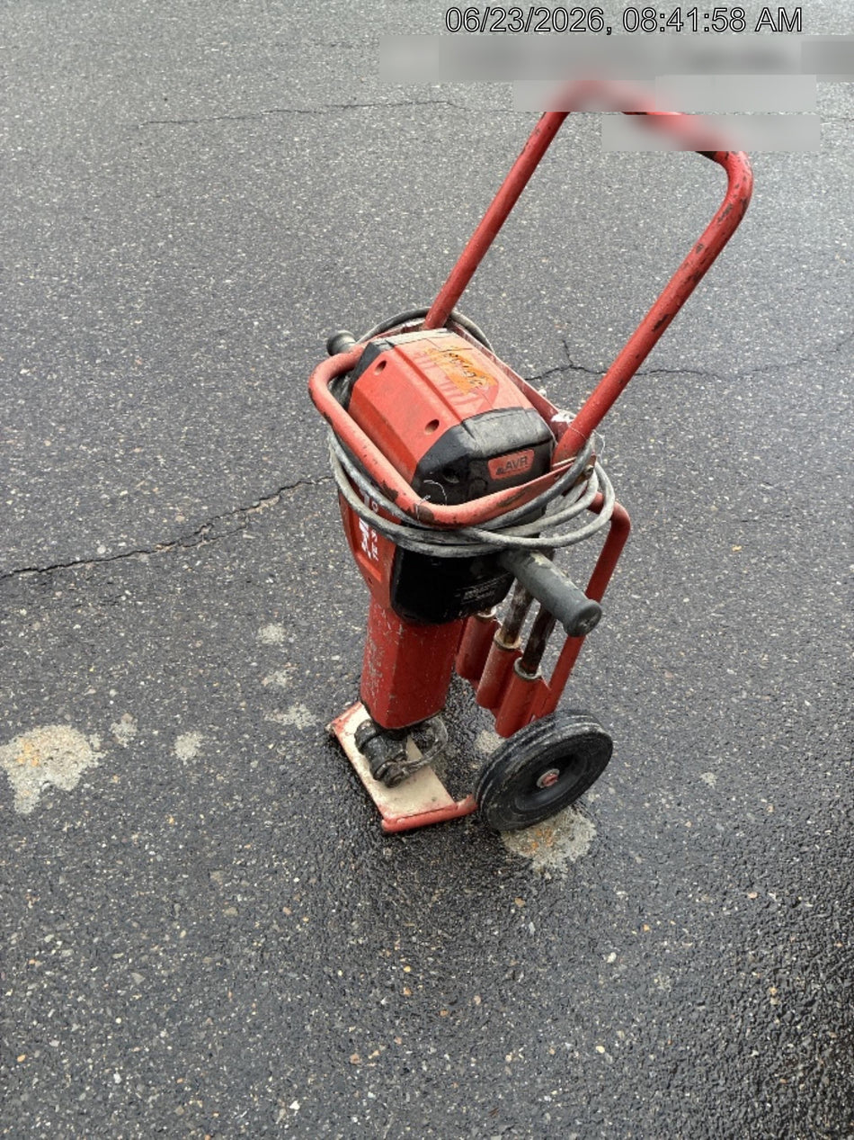 2020 HILTI TE 3000-AVR