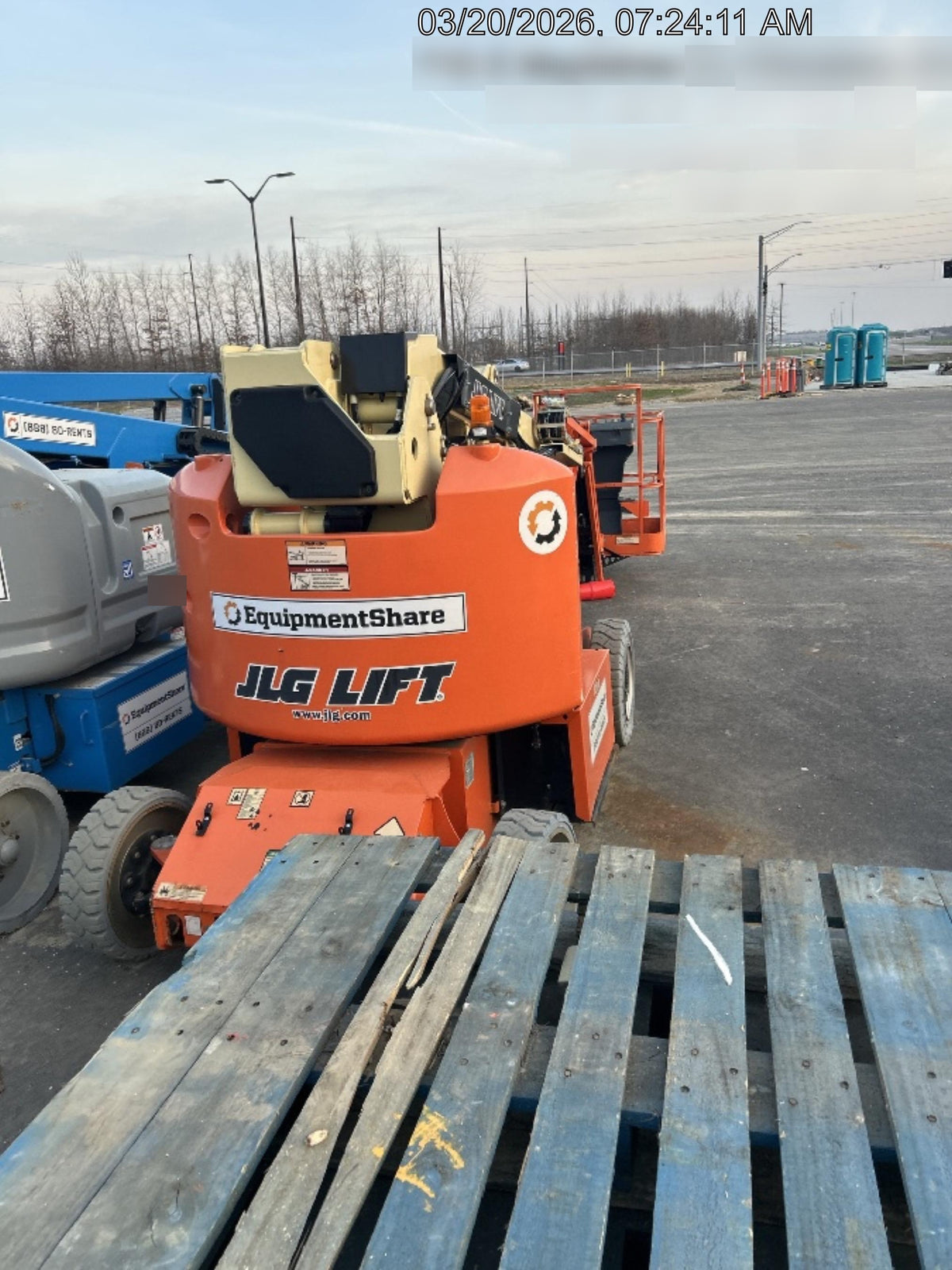 2020 JLG E400AJPN