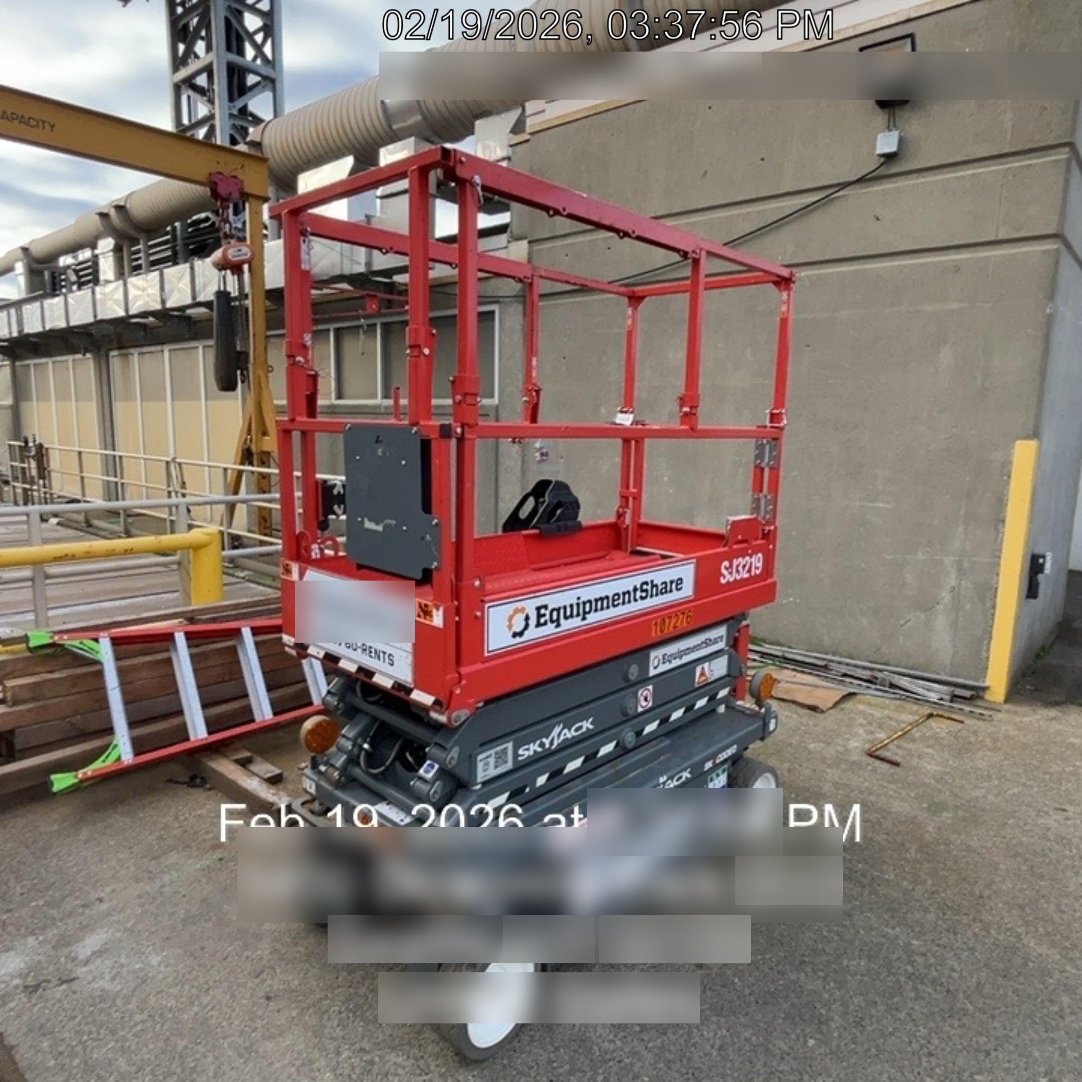 2020 Skyjack SJIII-3219 Solid NM Tires, Half height spring hinged entry gate, Dual Beacons, 800W Inverter