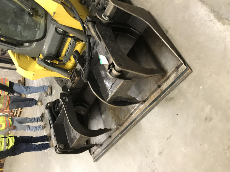 2018 PALADIN 76" Scrap Grapple Bucket - Paladin