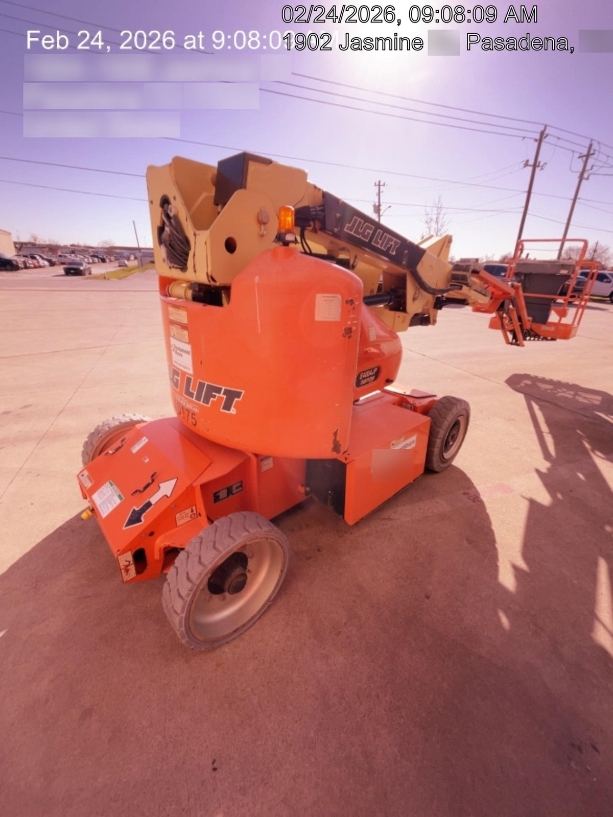 2019 JLG E400AJPN