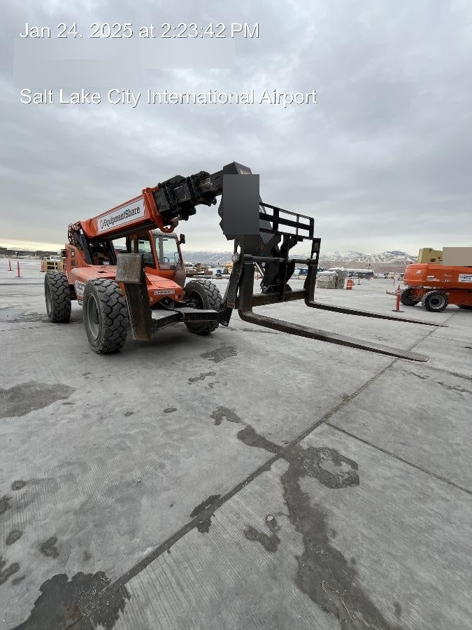2020 SKYTRAK 12054