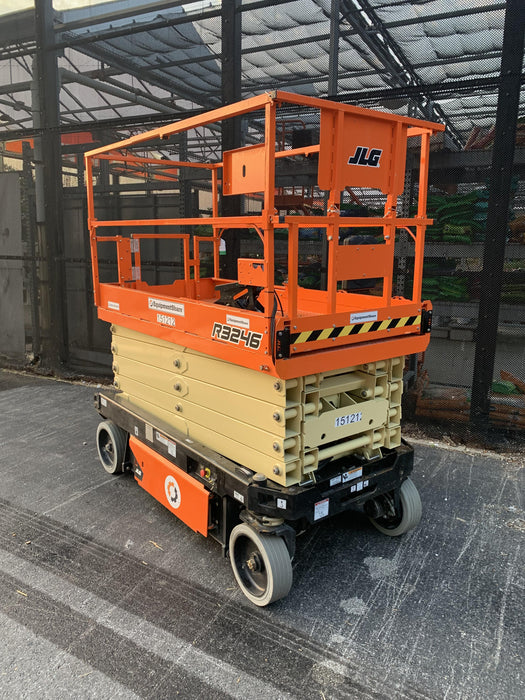 2021 JLG R3246
