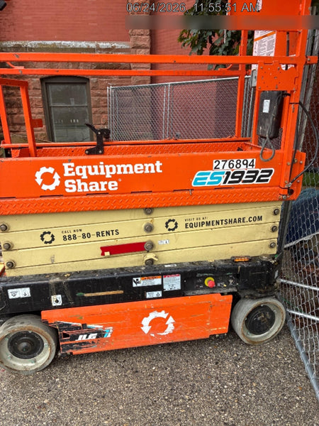 2022 JLG ES1932