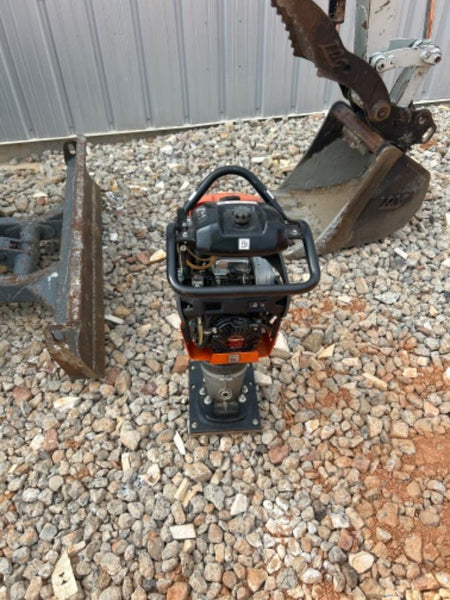 2025 HUSQVARNA LT6005