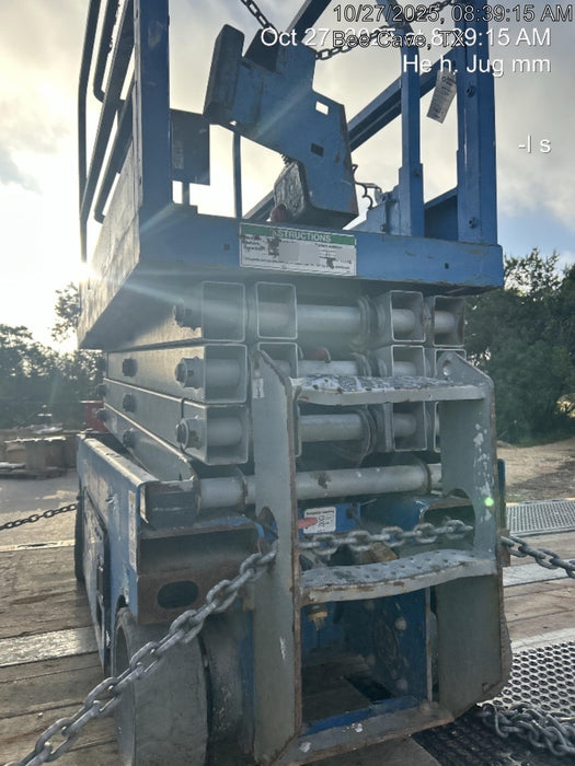 2017 Genie GS-1930 Genie GS-1930 Lift w/Fixed Rail and Chain Entry