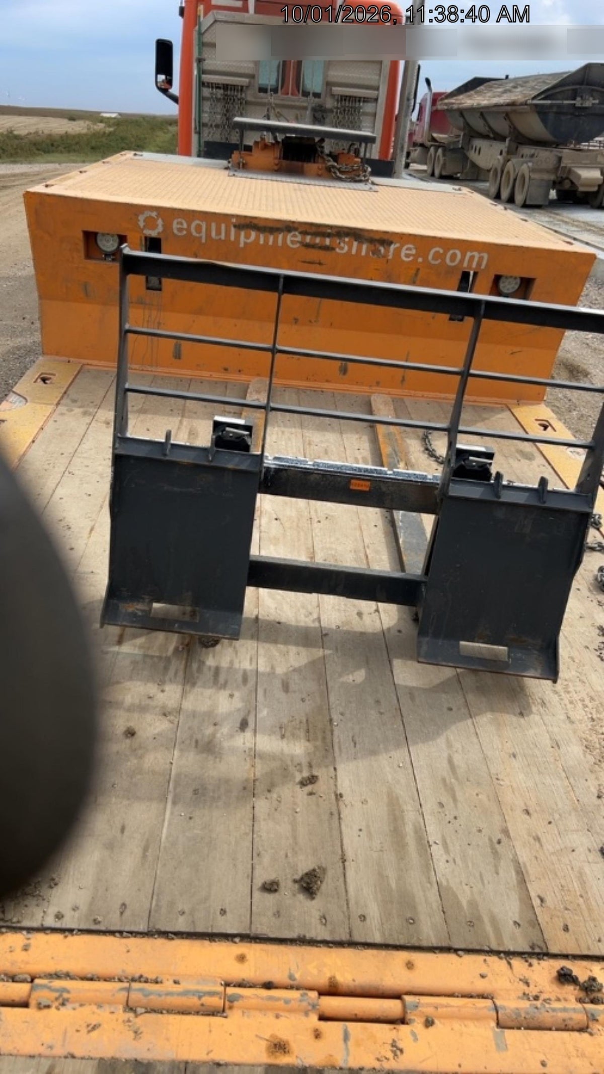 2025 ARROW MATERIAL HANDLING 60" Pallet Forks - Arrow