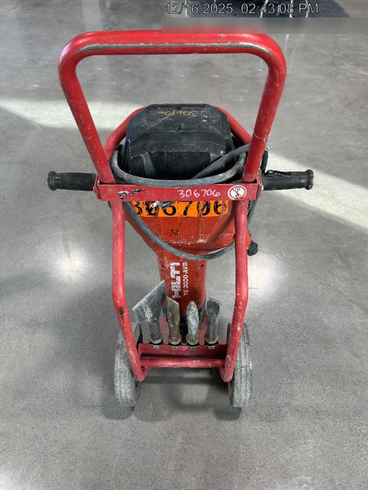2023 HILTI TE 3000-AVR