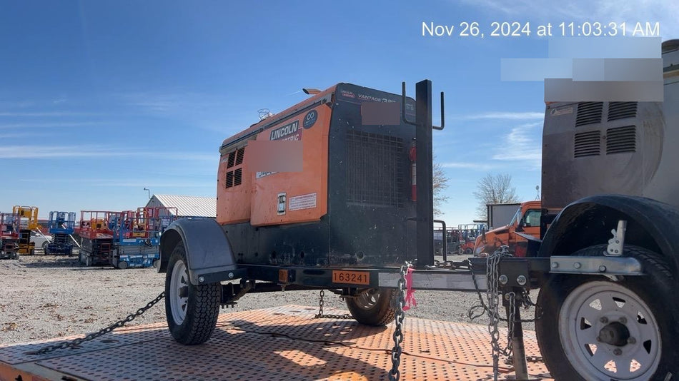 2021 Lincoln Electric Vantage 322 Vantage 322 Ready Pak 3 w/ Decals, ORANGE (includes trailer, cable rack, fender light kit) NO Telematics