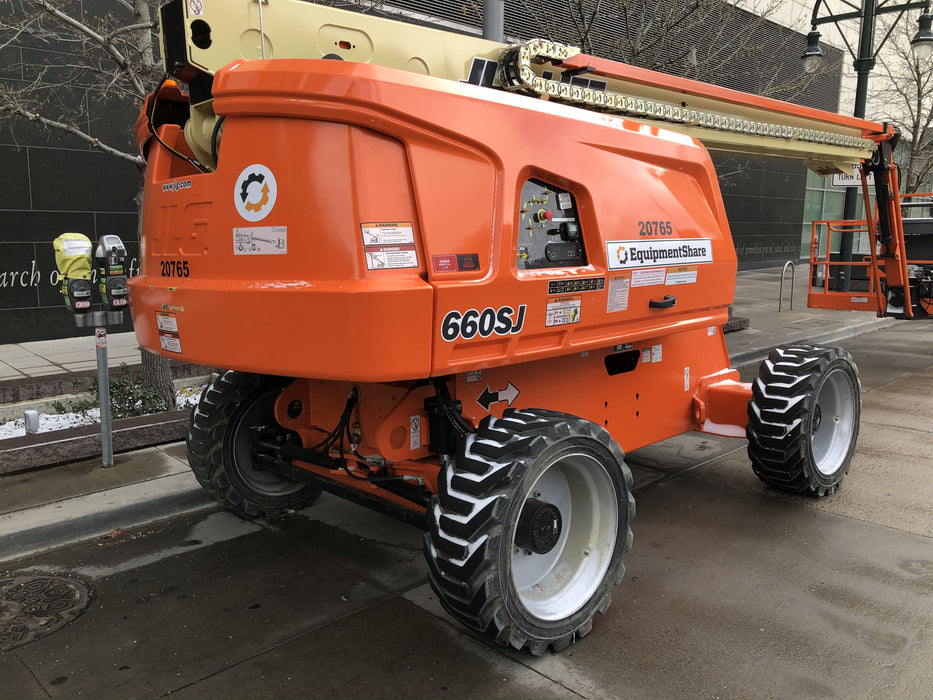 2018 JLG 660SJ