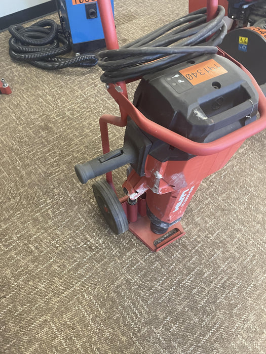 2021 HILTI TE 3000-AVR
