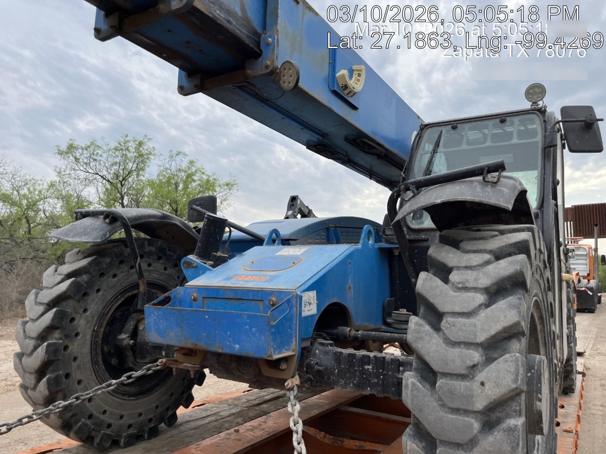 2019 Genie GTH-844 Genie GTH-844 w/Enclosed Cab w/HVAC, Work Lights, Solid Tires, Beacon, 60" Carriage and Forks