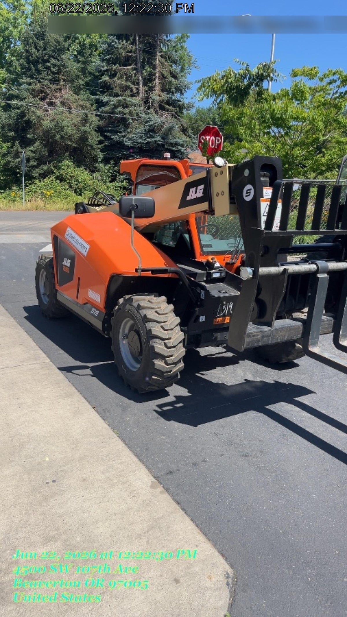2025 JLG 519
