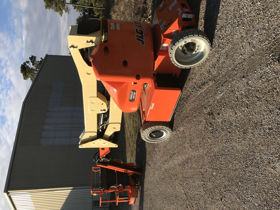 2020 JLG E400AJPN