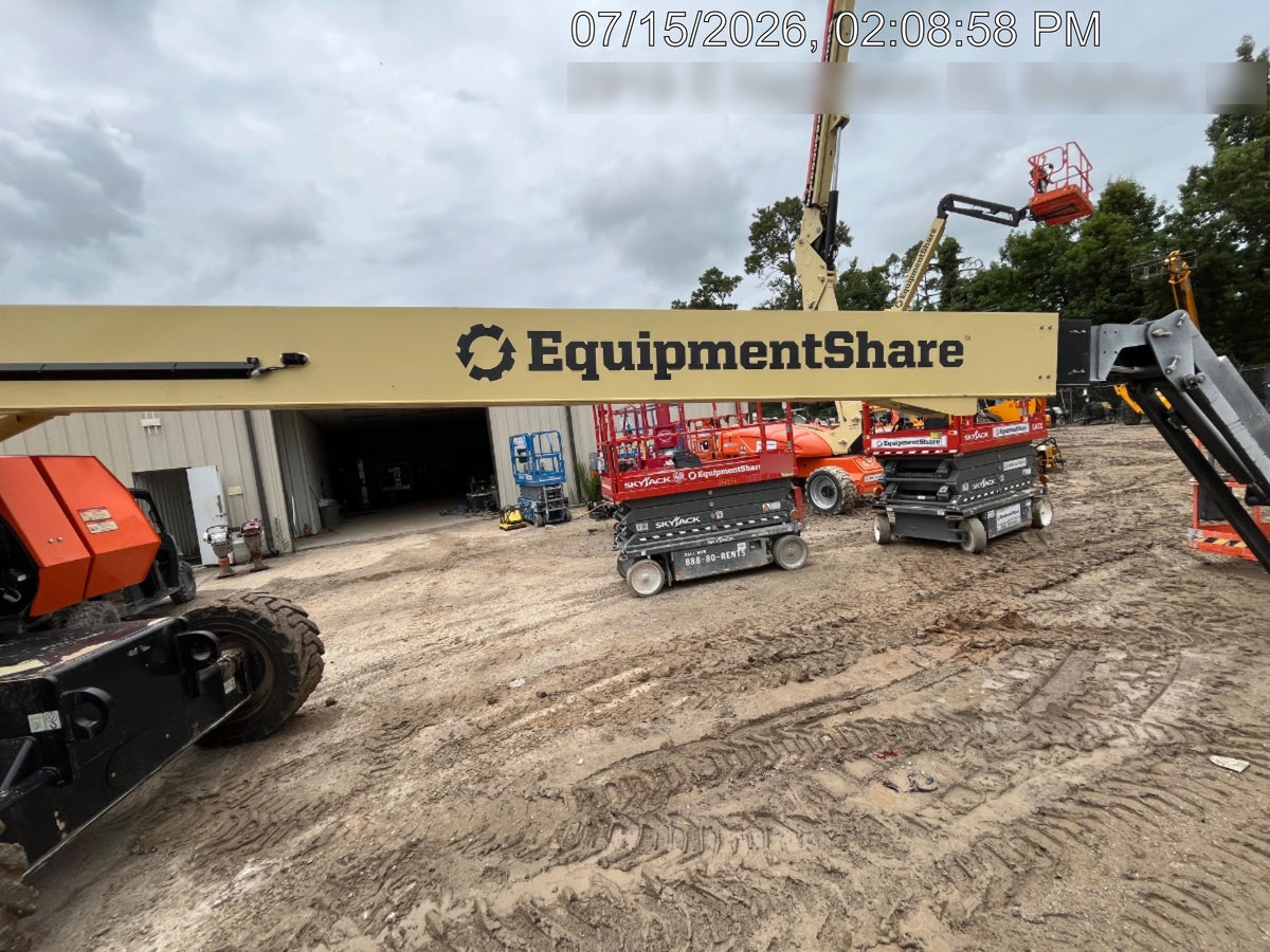 2023 JLG 860SJ
