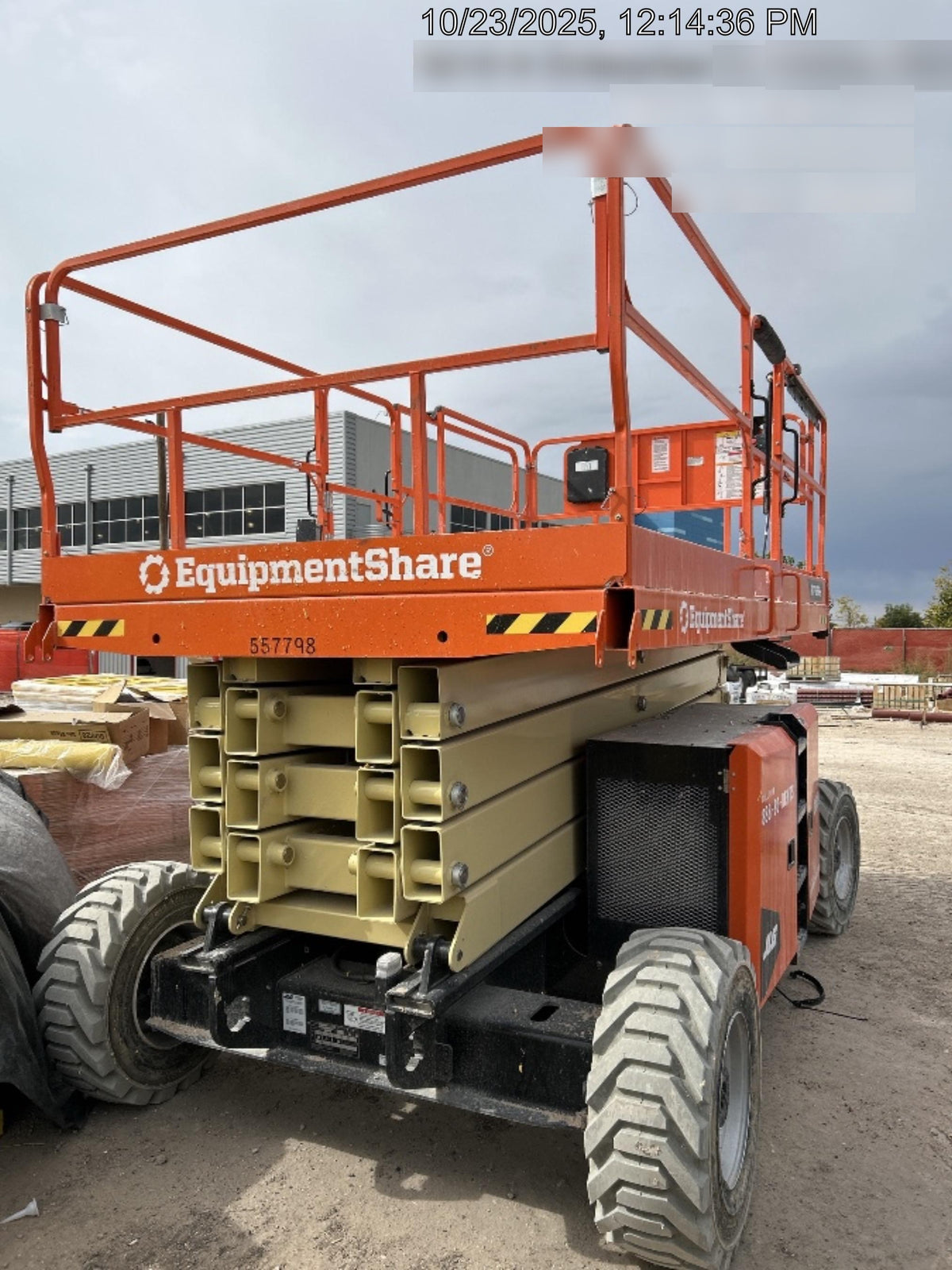 2025 JLG RT4394