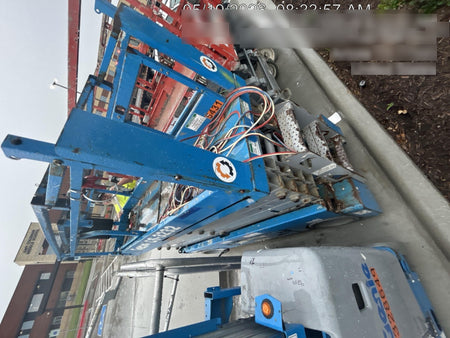 2017 Genie GS-3232 Genie GS3232 Narrow 32' Scissor Lift