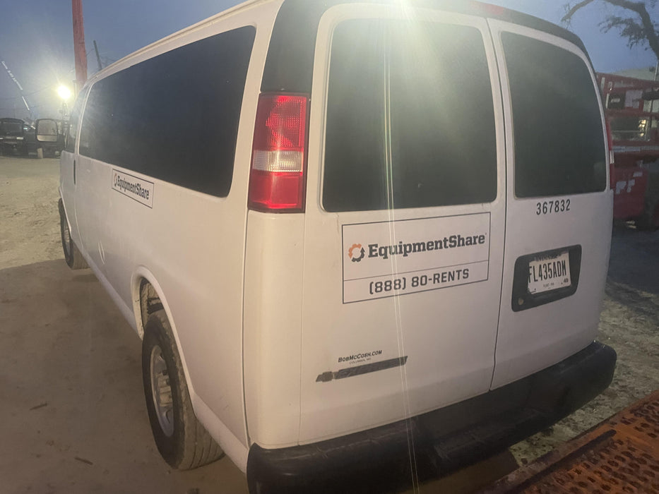2023 CHEVROLET Express Van - Rental