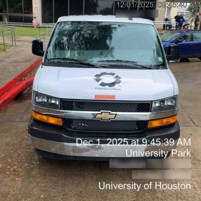 2025 CHEVROLET Express Van - Rental