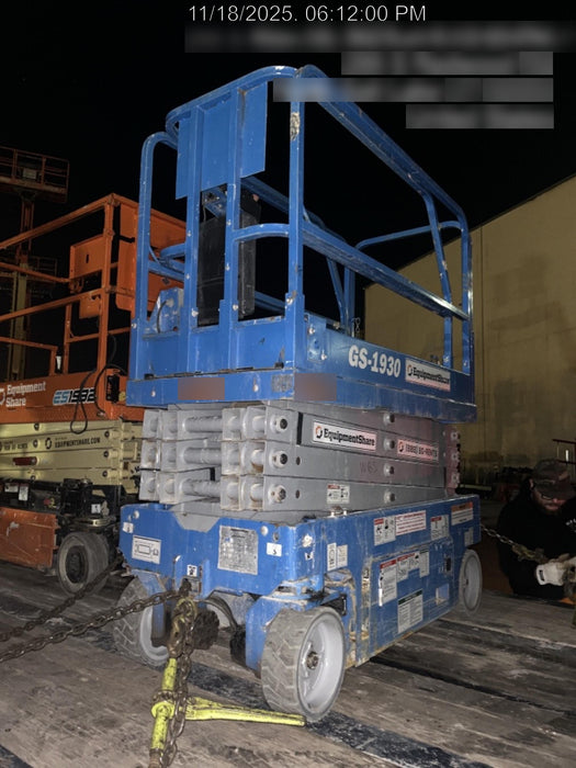 2019 Genie GS-1930 Fixed rails with chain Entry