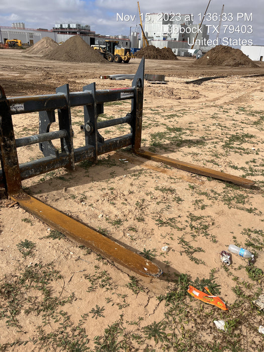 2022 SOLESBEE 96" Loader Fork Carriage - Solesbee