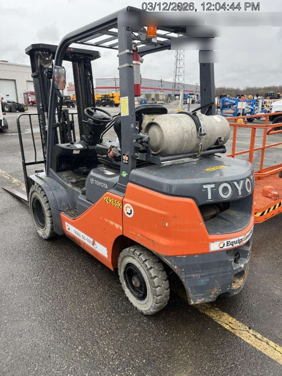 2022 TOYOTA 50-8FGU25