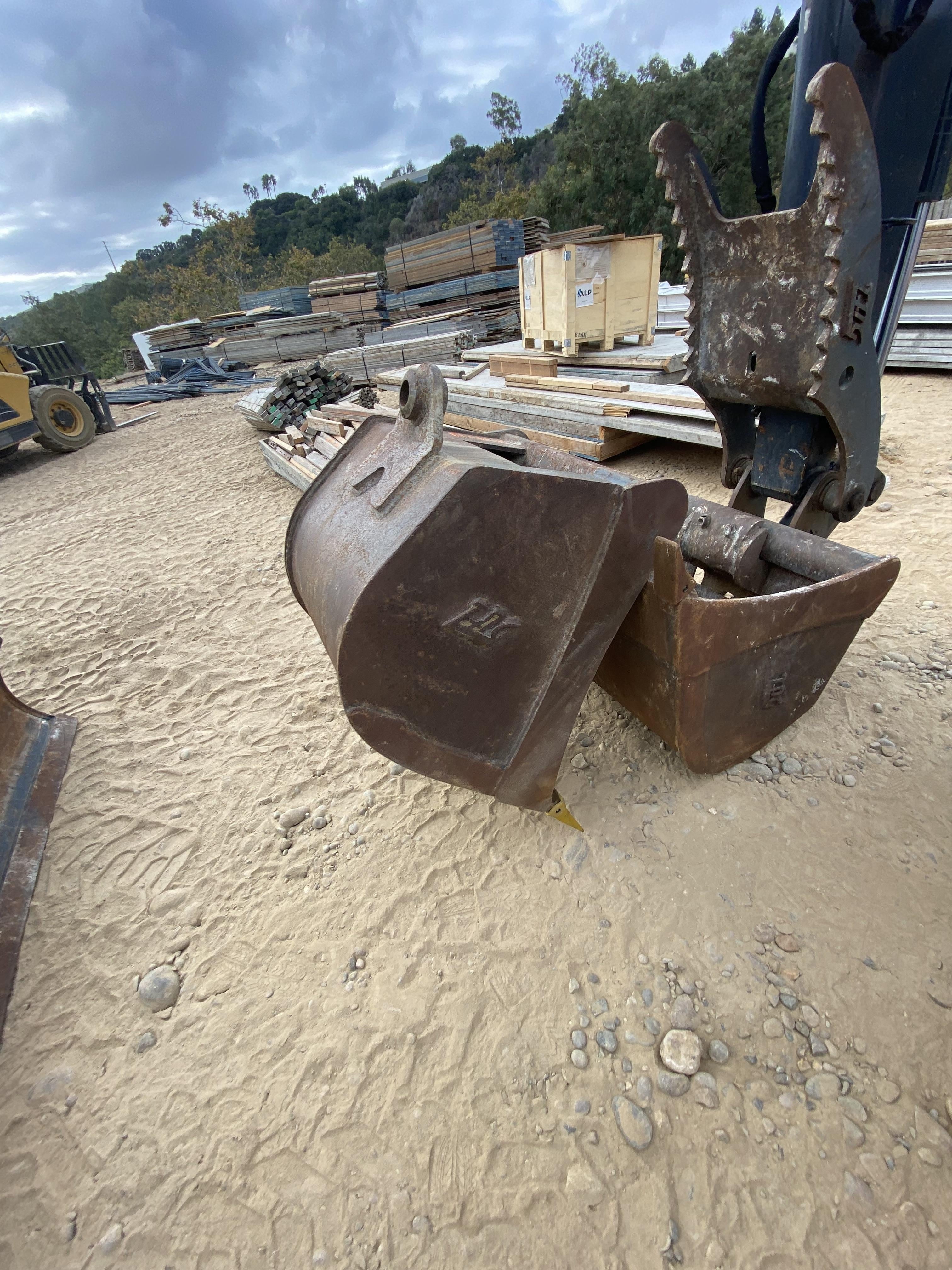 2022 TAG MANUFACTURING 36" HD QCB30 Bucket