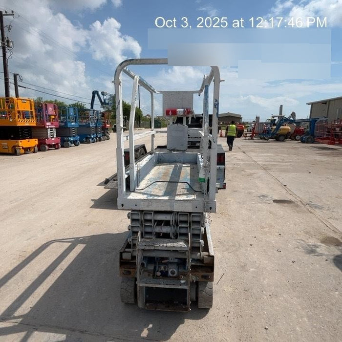 2019 Genie GS-1930 Fixed rails with chain Entry