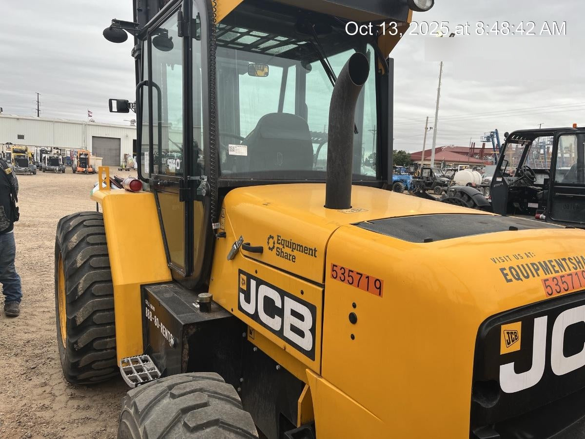 2025 JCB 940-4