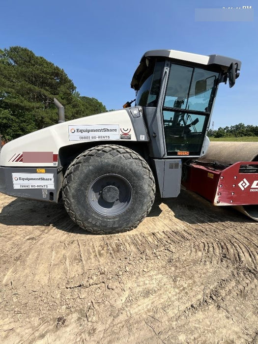 2022 DYNAPAC CA2500D