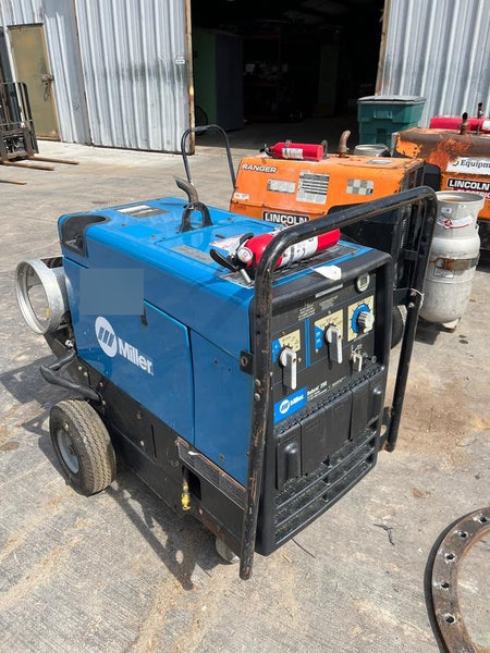 2019 Miller Electric BOBCAT 250 Standard w/Running Gear, Bracket, Hose
