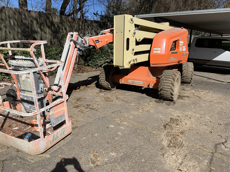 2019 JLG 450AJ