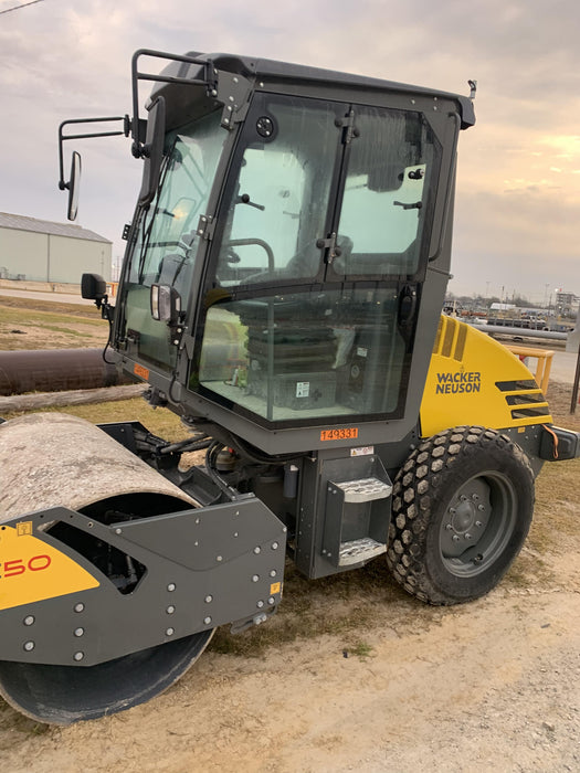 2021 WACKER NEUSON RC50