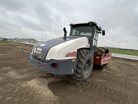 2023 DYNAPAC CA2500PD