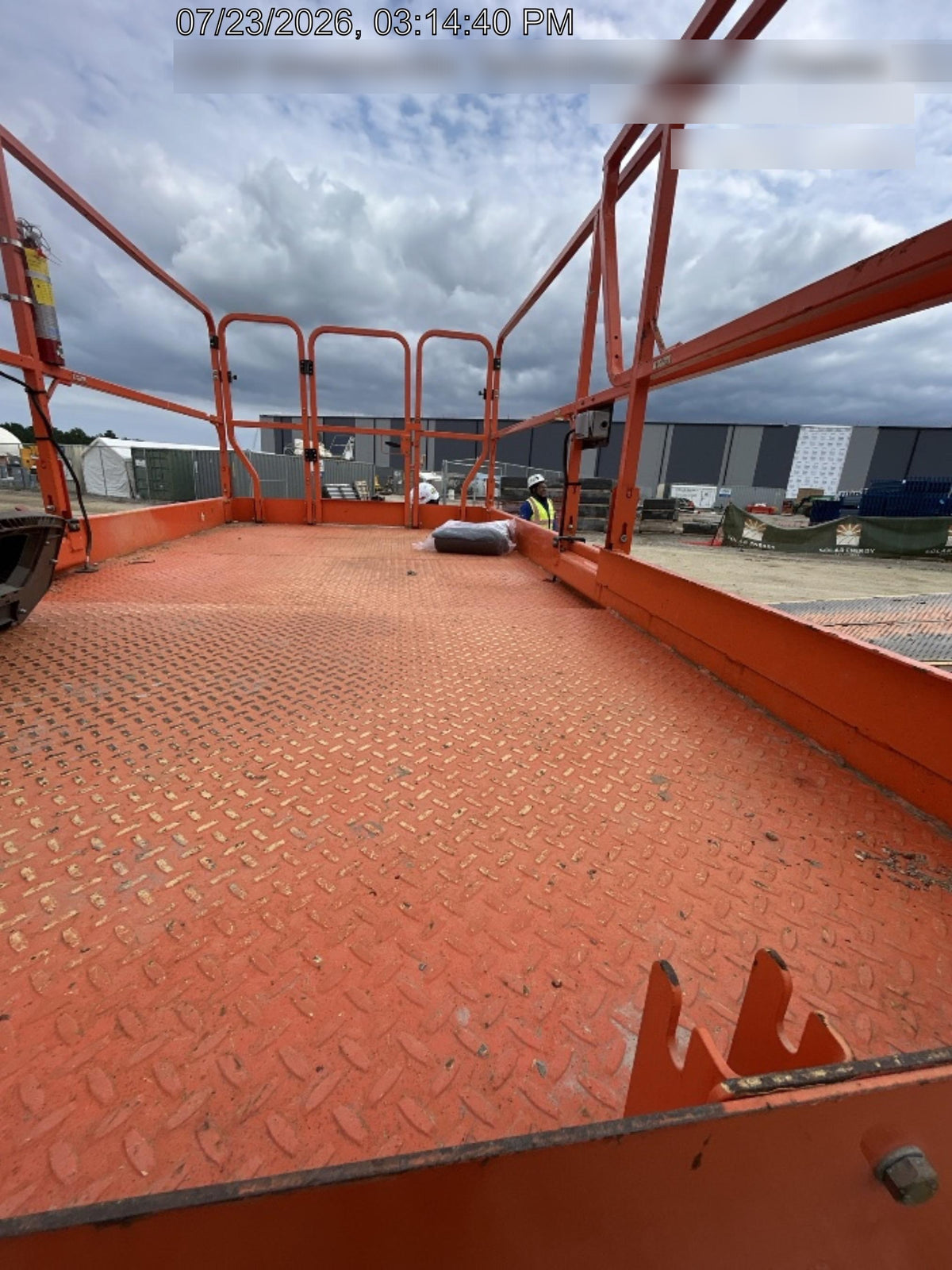 2021 JLG RT4069