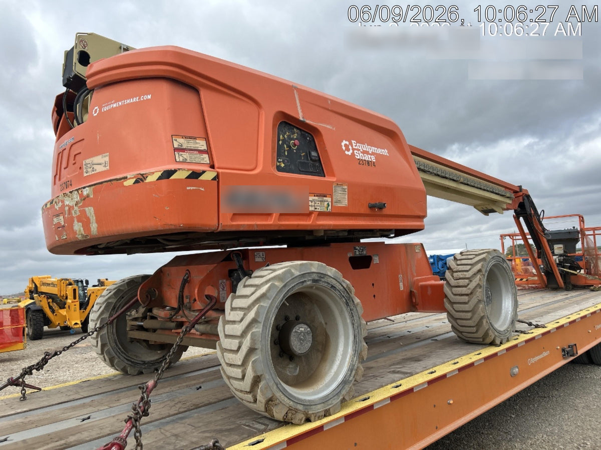 2022 JLG 660SJ
