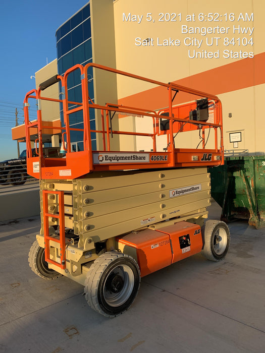 2021 JLG 4069LE