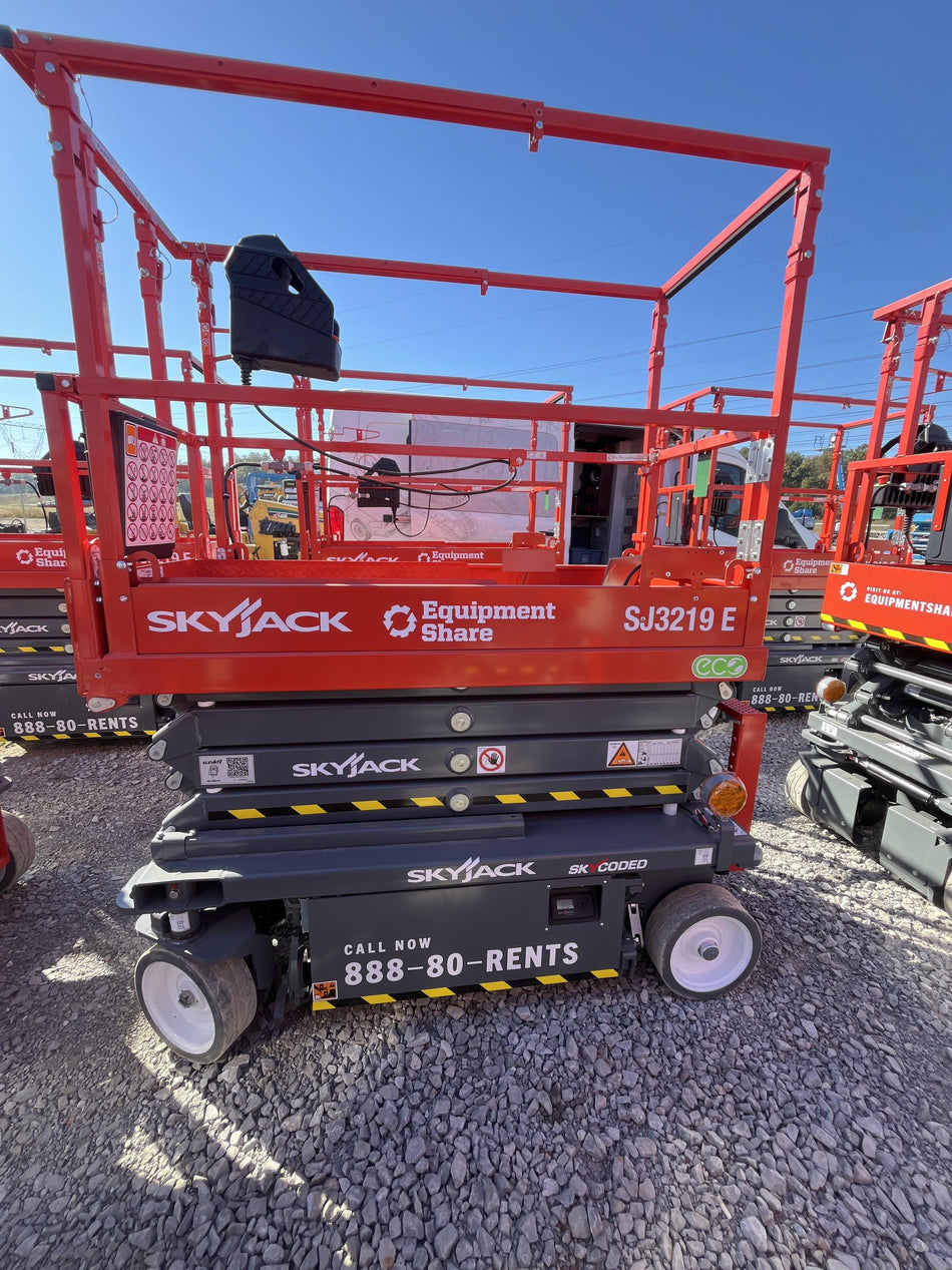 2024 Skyjack SJ3219 Electric Drive, Sld NM Tires, DBcns, RFRails, Power to Platform, T3 + Access Control