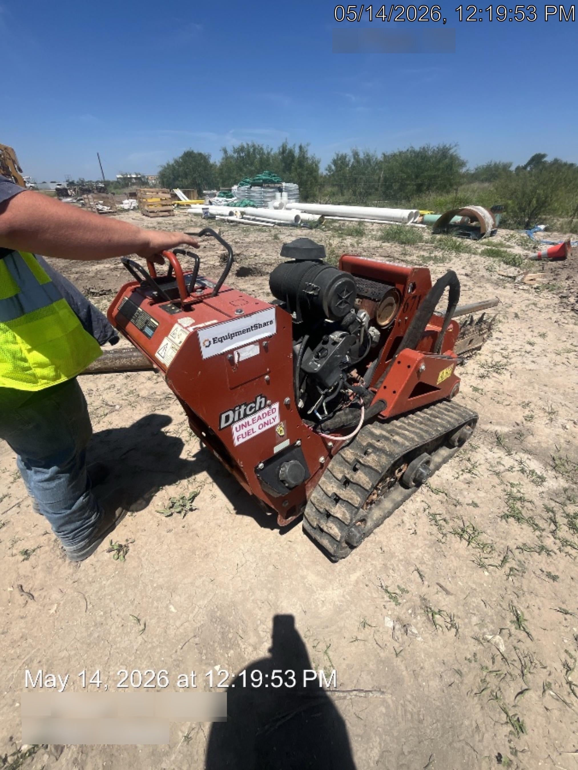 2020 DITCH WITCH C24XA