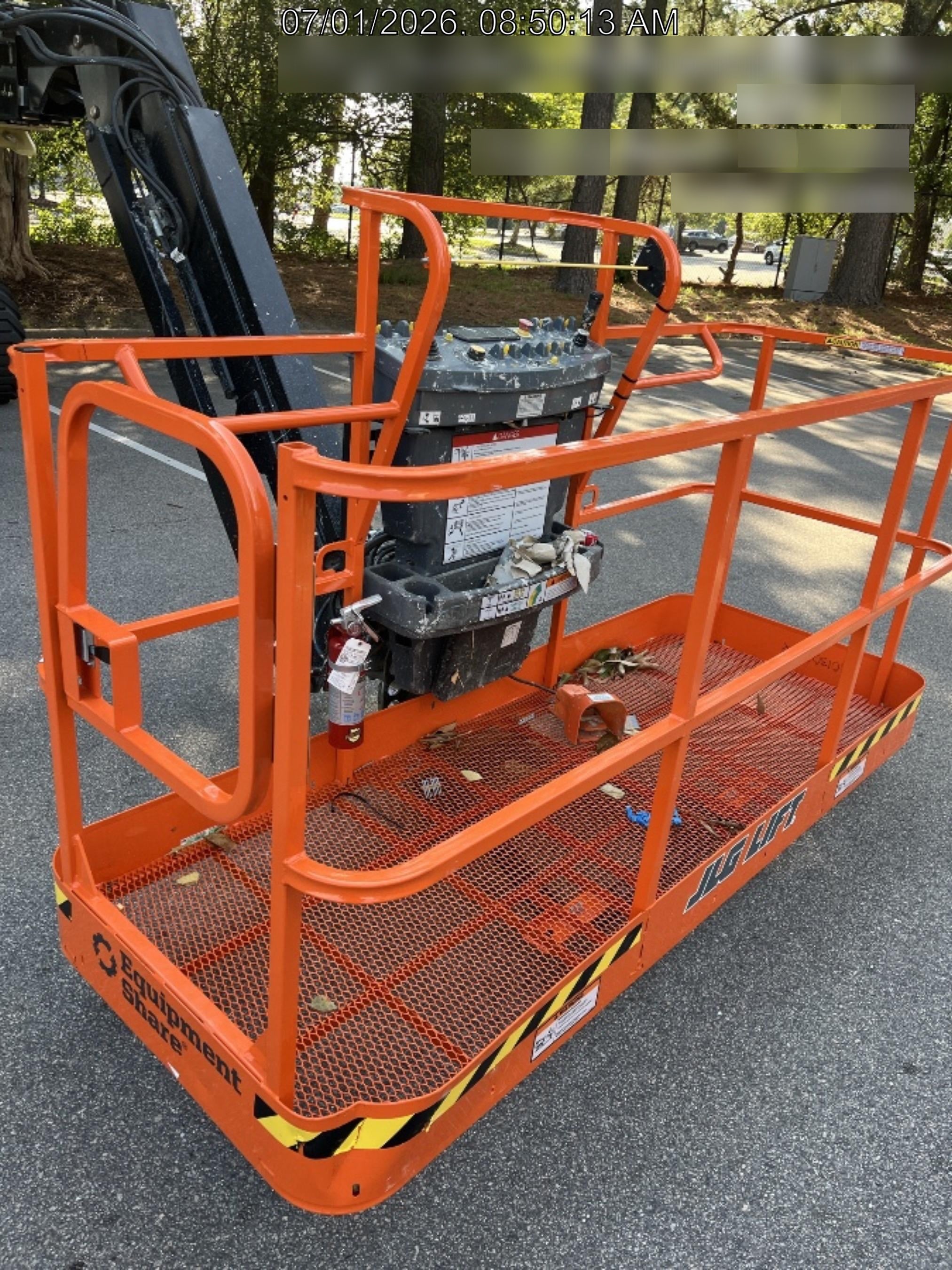2025 JLG 660SJ