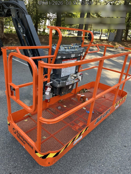 2025 JLG 660SJ