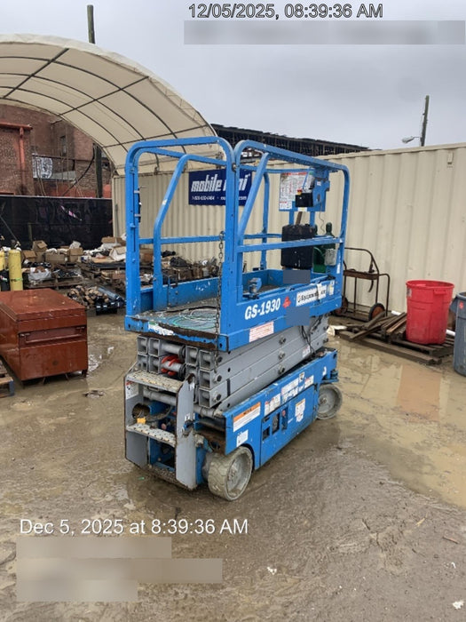 2019 Genie GS-1930 Fixed Rails with Chain Entry