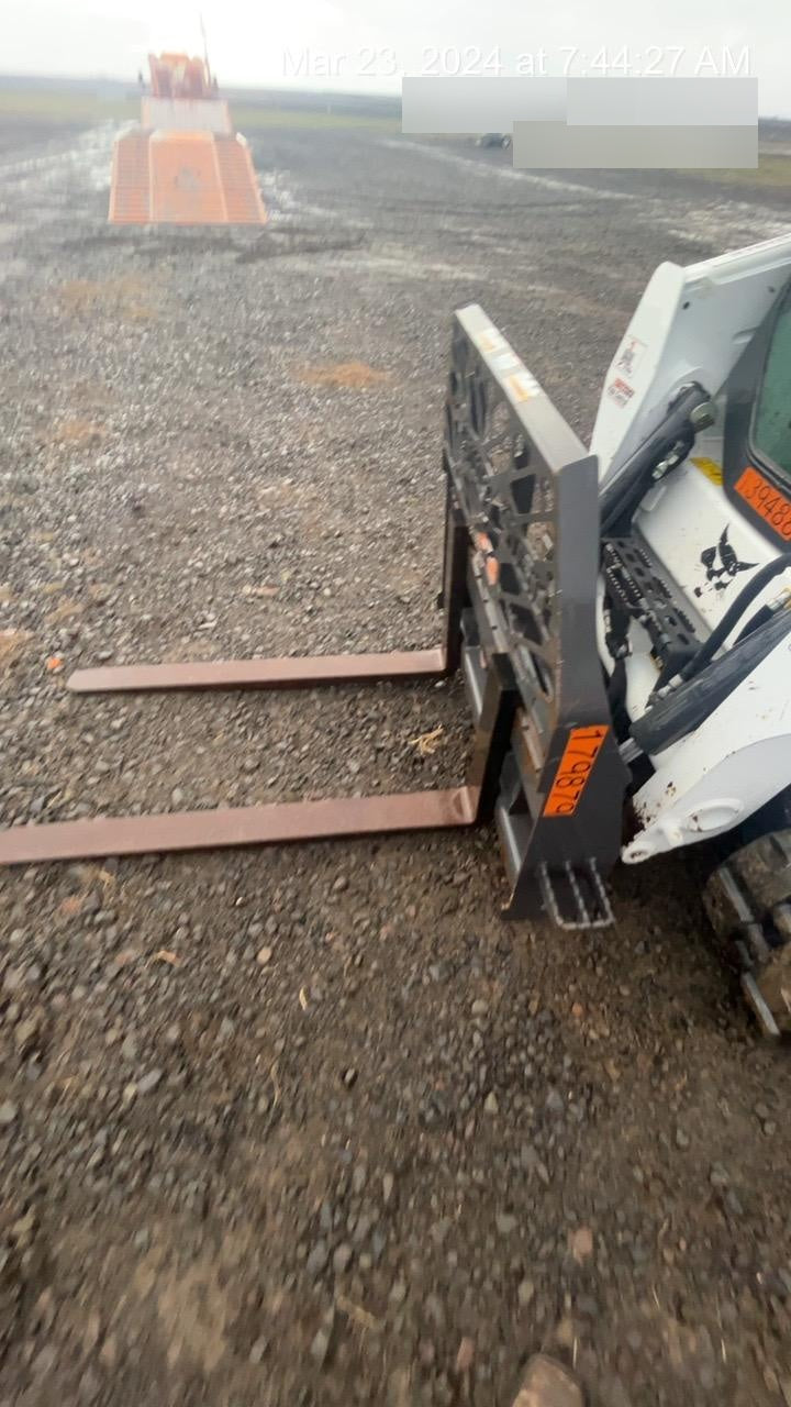2021 PALADIN 48" Pallet Forks - Paladin